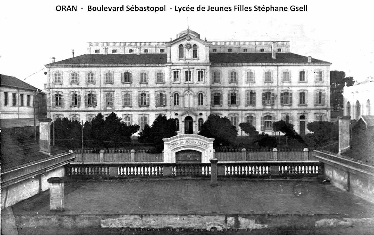 Oran - Boulevard Sebastopol - Lycee de Jeunes Filles Stephane Gsell.jpg